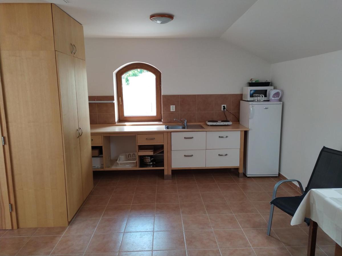 Apartment Koprivovi Němčičky Dış mekan fotoğraf